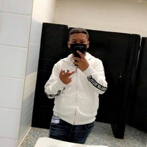 Meet your Posher, Jc